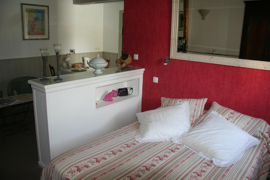 Basse-Goulaine Une Chambre A La Campagne الغرفة الصورة